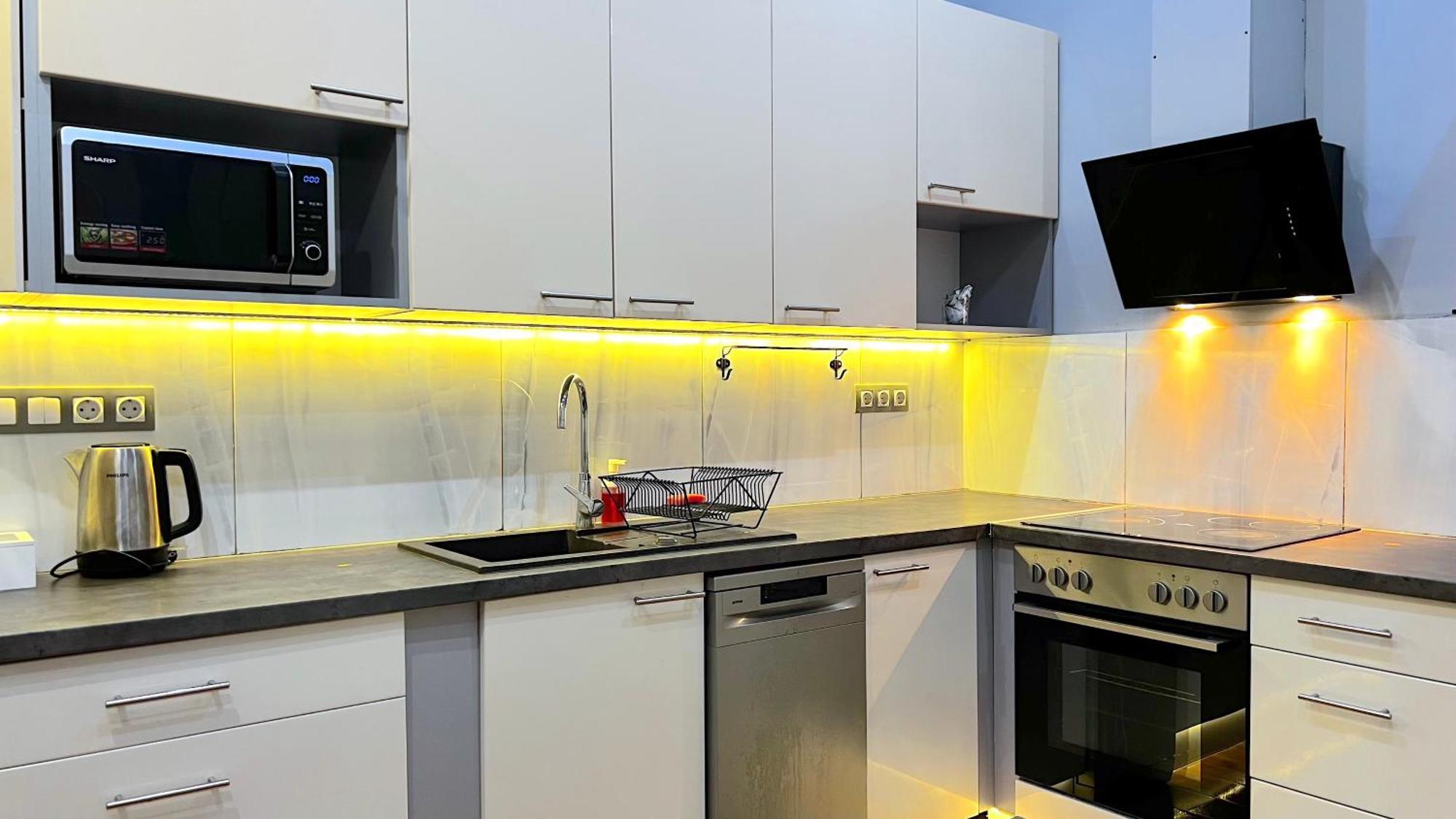 Apartment V6 By Small